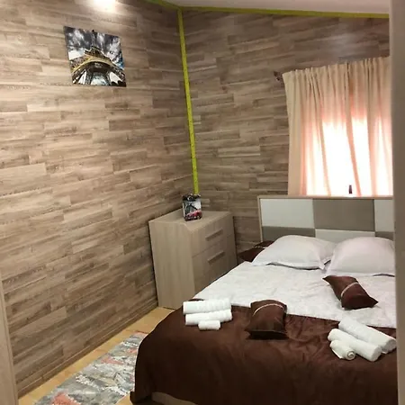 Serban Arenele Romane Marius Nasta Apartamento