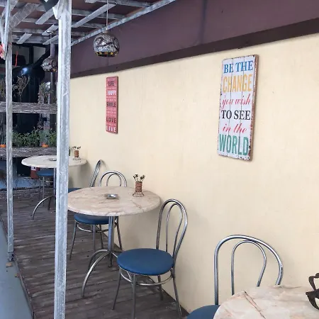 Serban Arenele Romane Marius Nasta Apartamento *