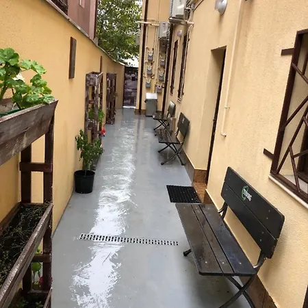 Apartament Serban Arenele Romane Marius Nasta *