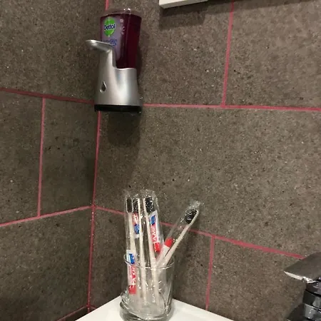 Serban Arenele Romane Marius Nasta Apartament Bukareszt