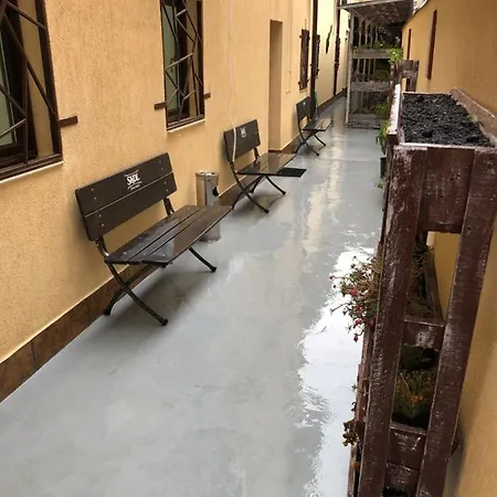 Serban Arenele Romane Marius Nasta * Bükreş