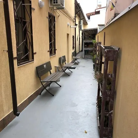 Apartament Serban Arenele Romane Marius Nasta *
