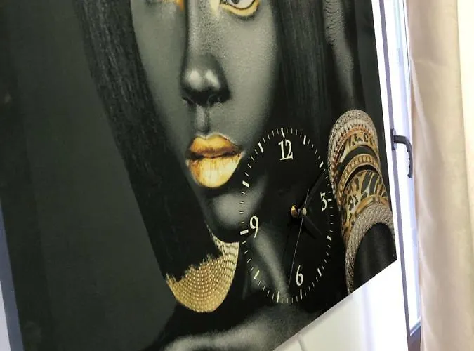 Serban Arenele Romane Marius Nasta Апартаменти