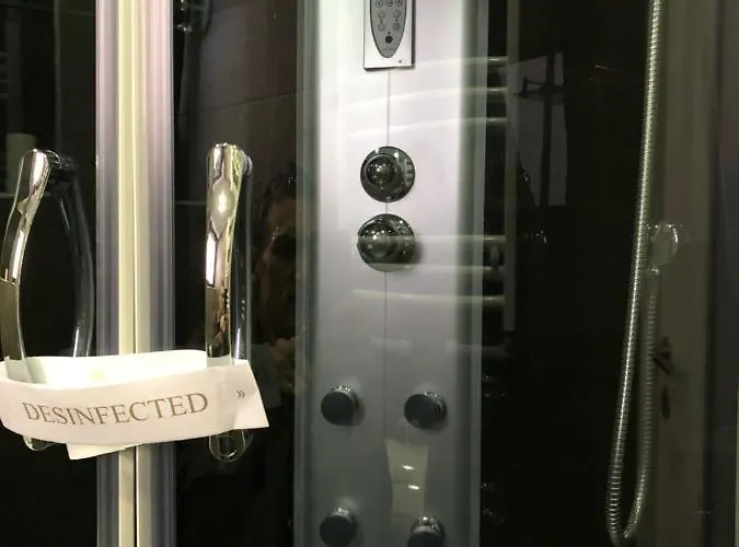 Serban Arenele Romane Marius Nasta 公寓 *