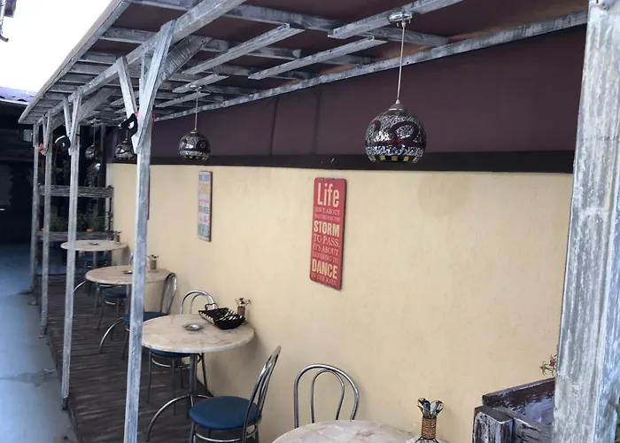 Serban Arenele Romane Marius Nasta Апартаменти Бухарест