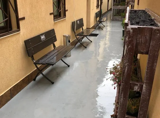 Serban Arenele Romane Marius Nasta * 布加勒斯特