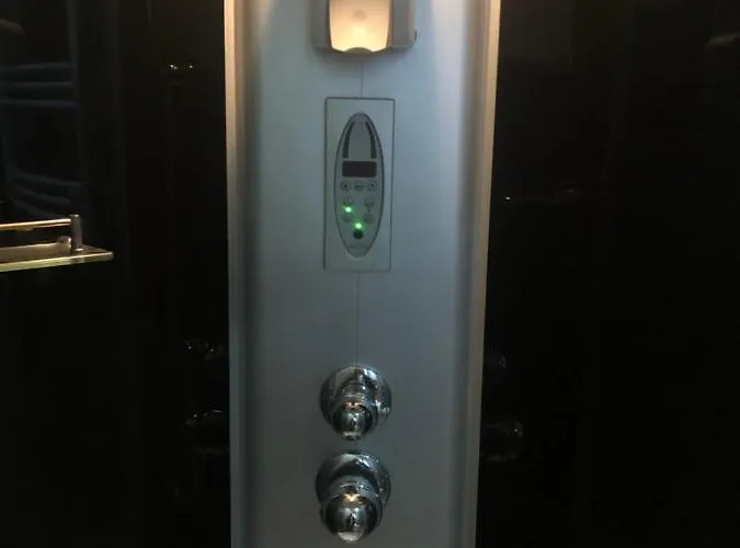 Serban Arenele Romane Marius Nasta Бухарест